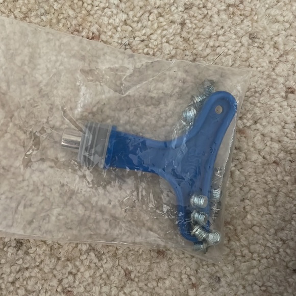 Track spikes - Picture 6 of 6